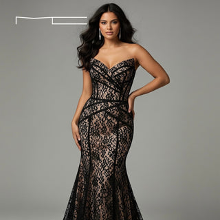 Black Lace Sweetheart Gown 2